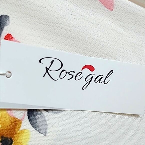 Rosegal Cold-Shoulder Top, White with Red & Yellow Flowers, Size 3X or 20, NWT - Picture 9 of 11